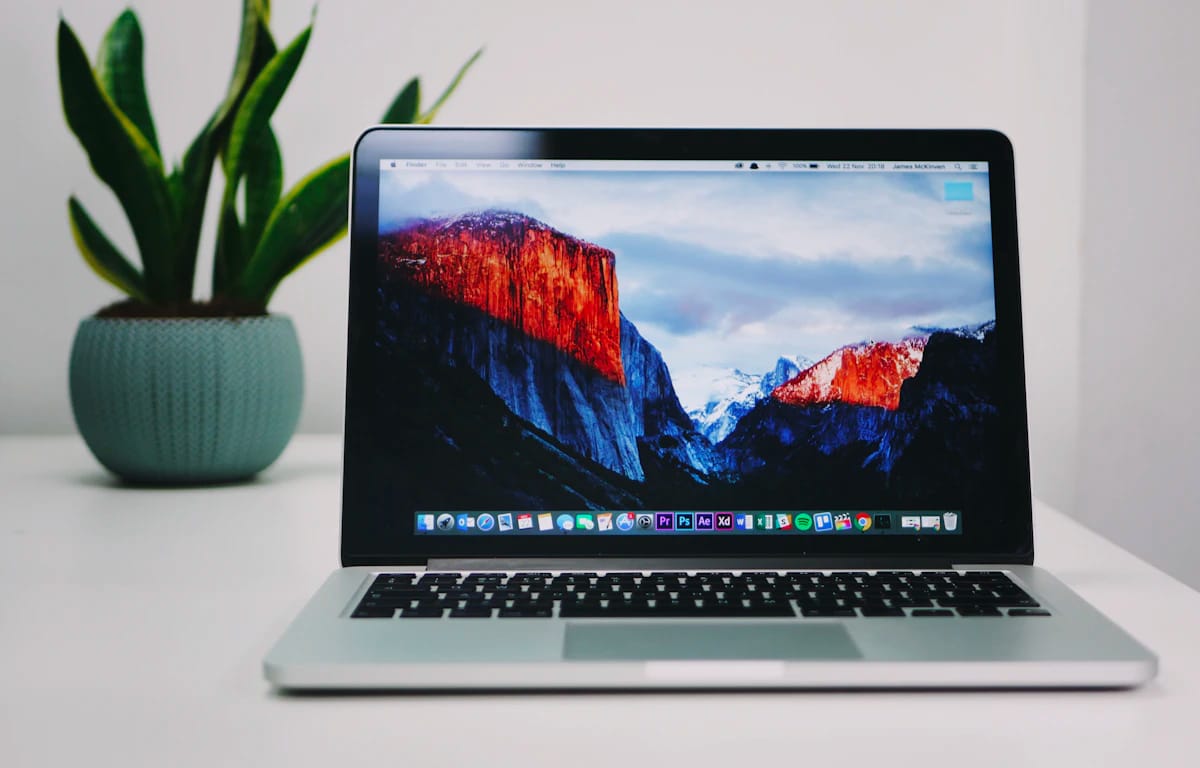 Samsung Galaxy Book 18 GB alınır