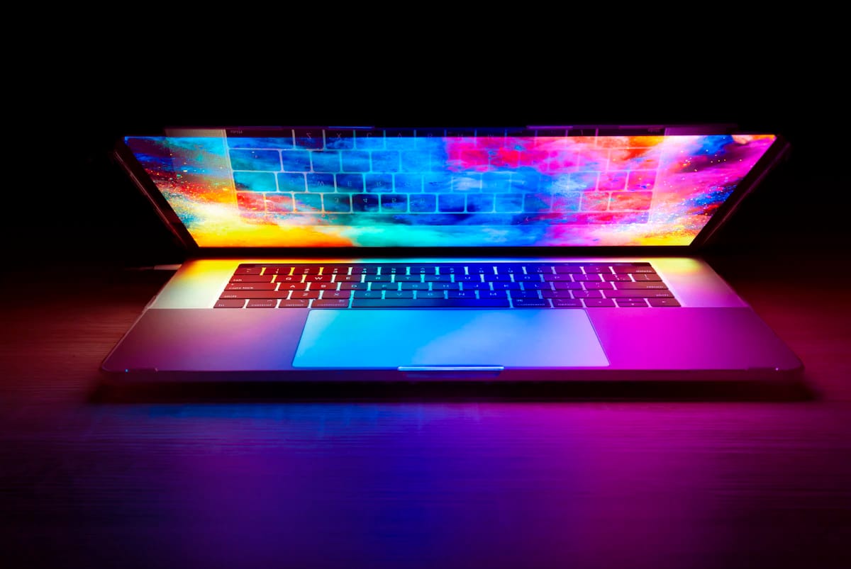 Apple MacBook Air 96 GB elden teslim alınır