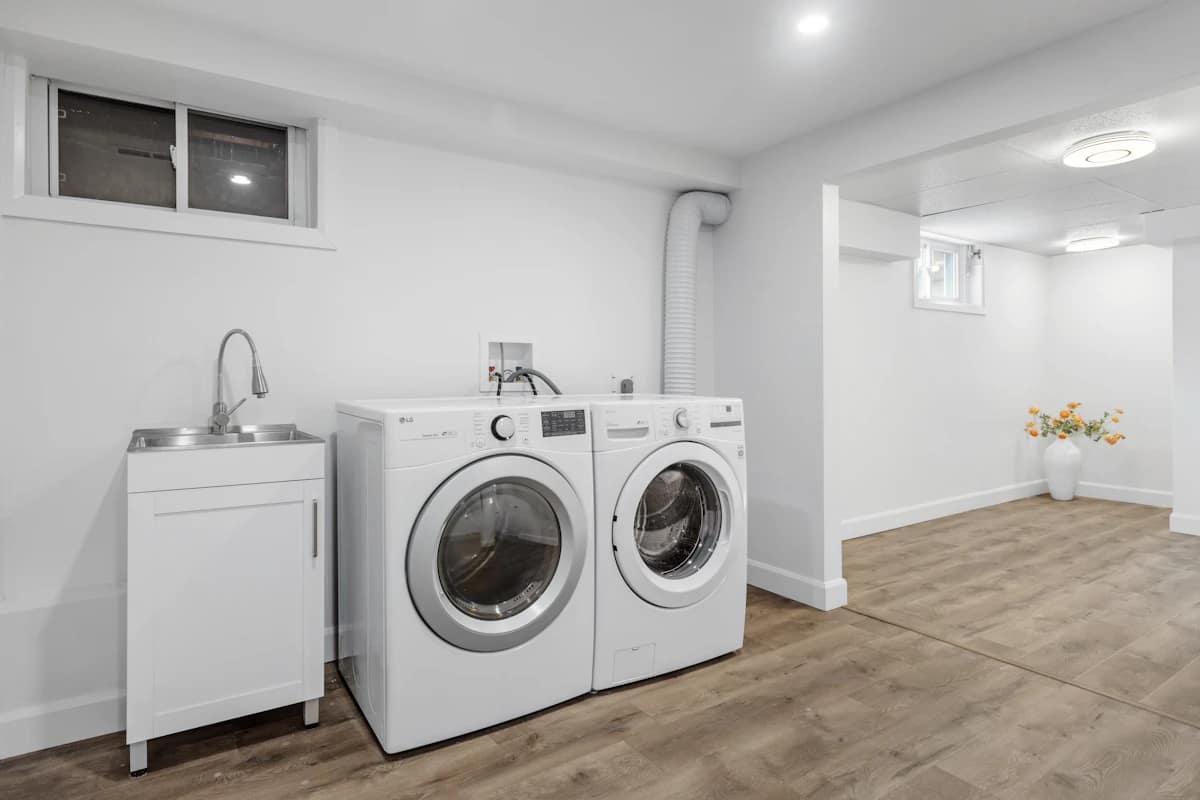 Şişli'de Siemens WT47R461TR arıyorum